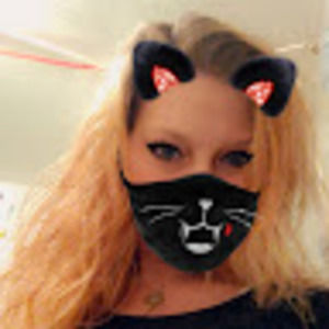 Meet your Posher, Cora